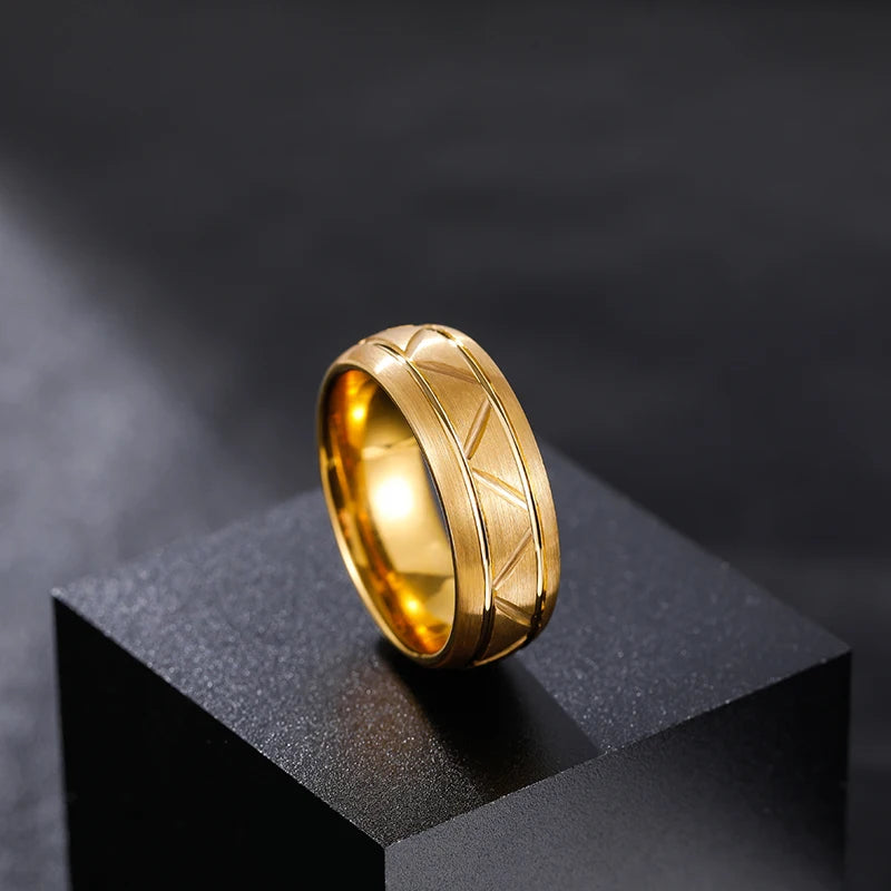 Gold ring with geometric design for men